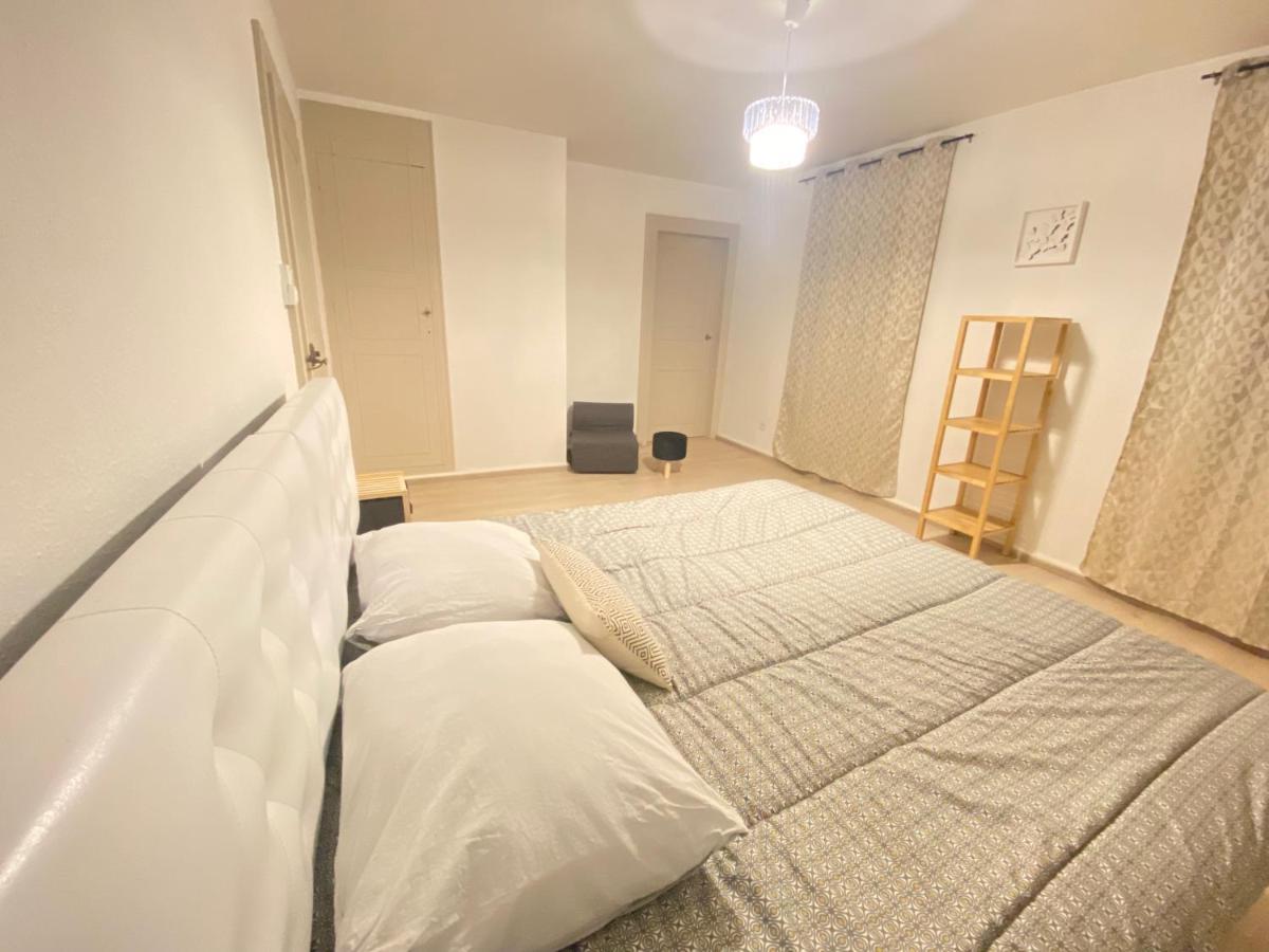 Appartement « Chez Falco » Vue Sur Le Chateau Ширмек Екстериор снимка