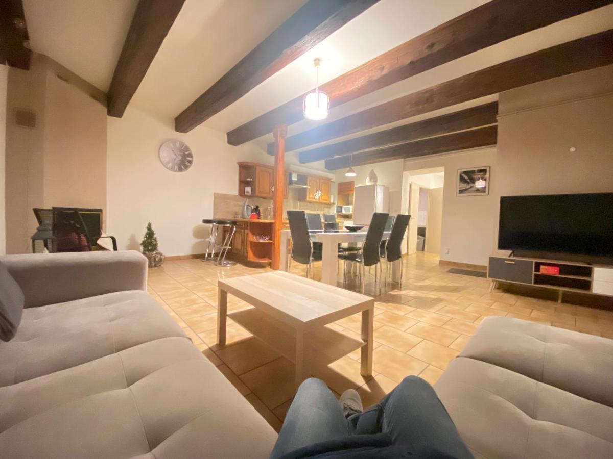 Appartement « Chez Falco » Vue Sur Le Chateau Ширмек Екстериор снимка
